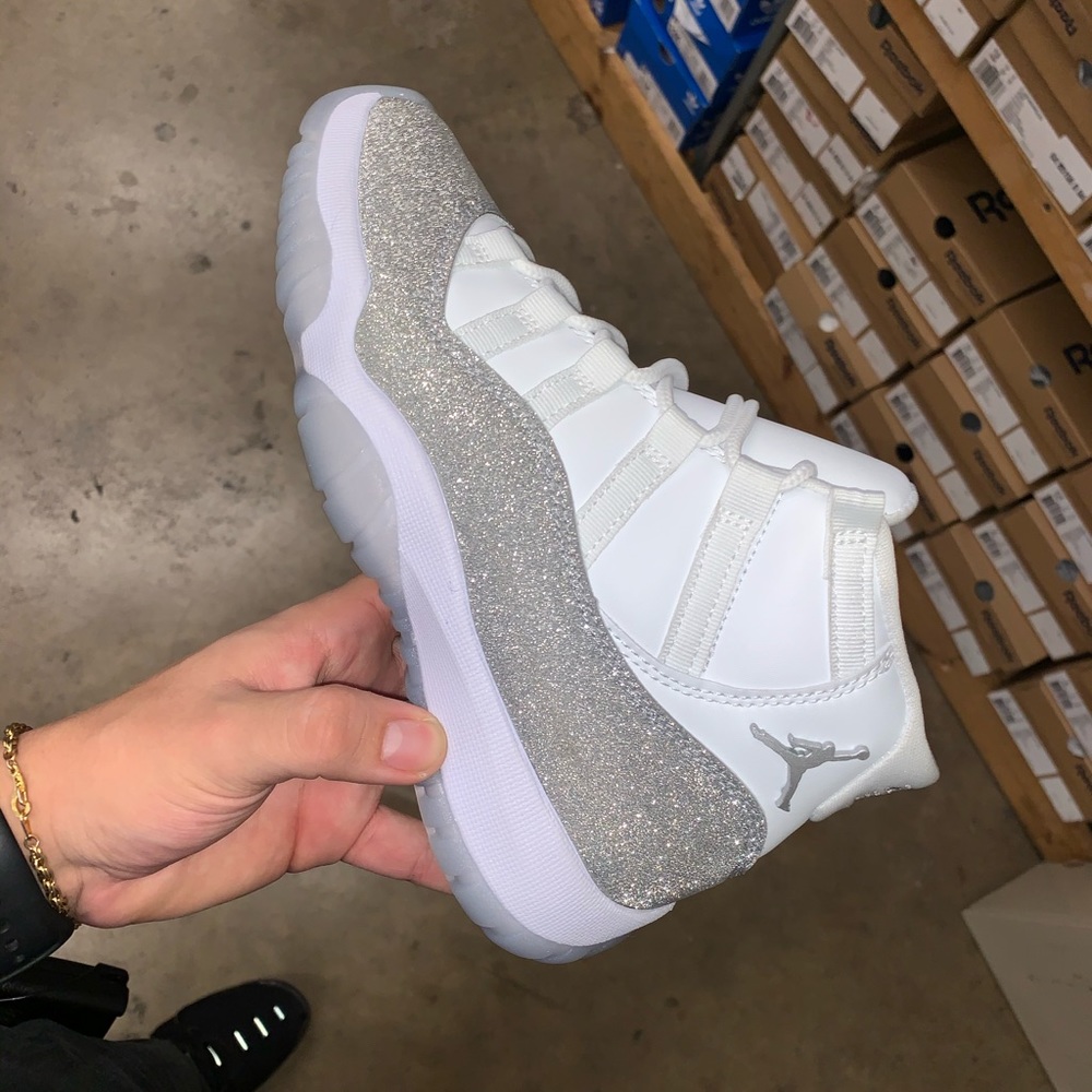 Jordan Metallic 11